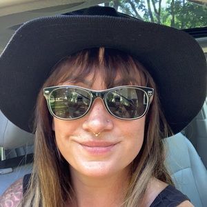 Meet your Posher, Bobbi